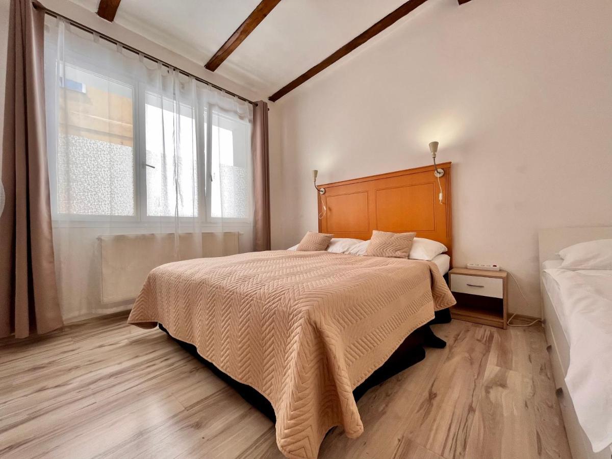 Casa Italia Prague Aparthotel Екстериор снимка