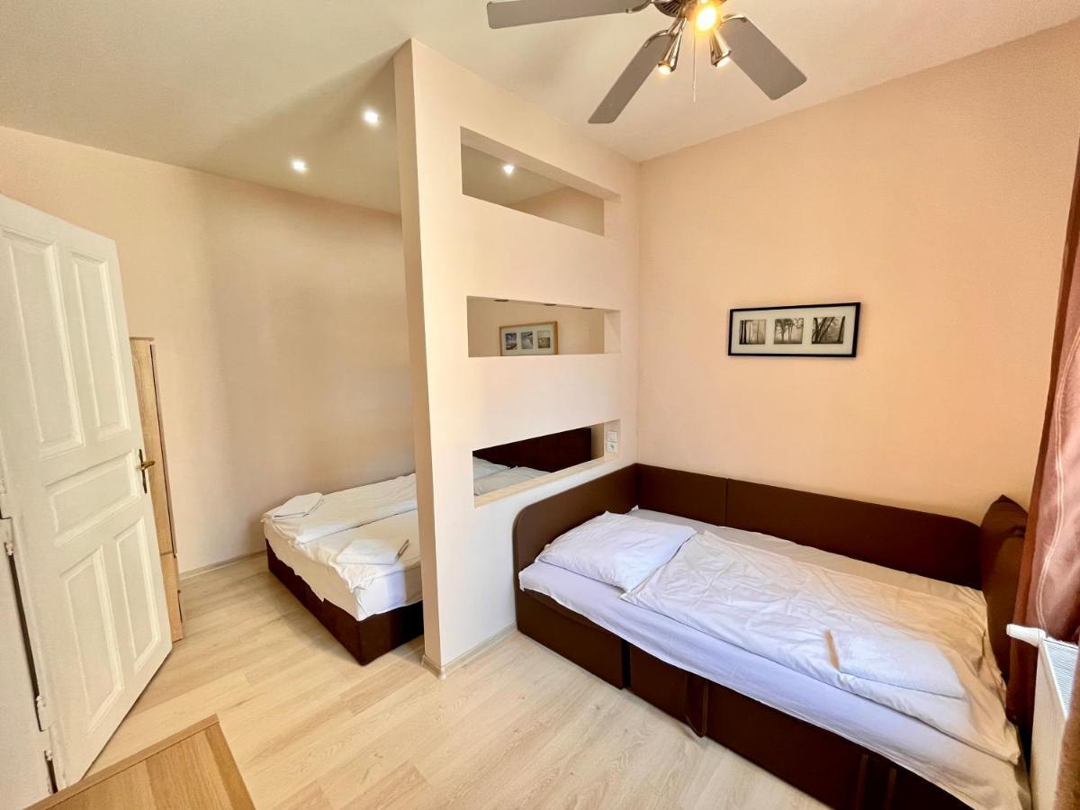 Casa Italia Prague Aparthotel Екстериор снимка