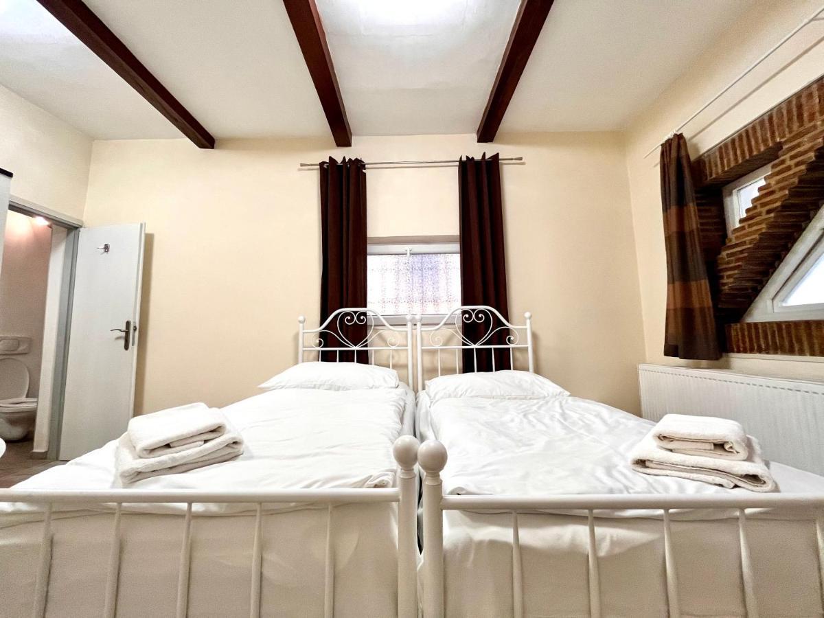 Casa Italia Prague Aparthotel Екстериор снимка